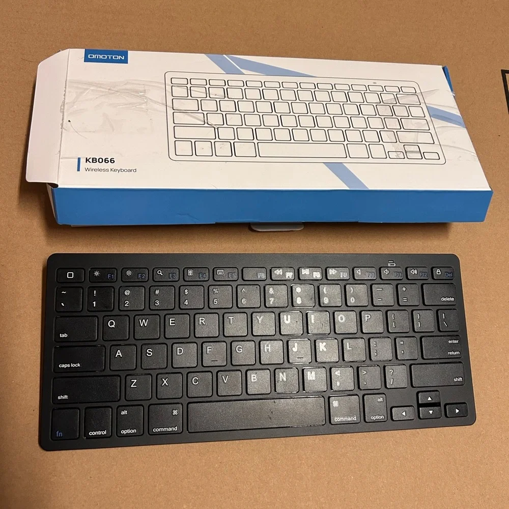 OMOTON Bluetooth Keyboard Compatible with iPad A16 11th 10th Generation